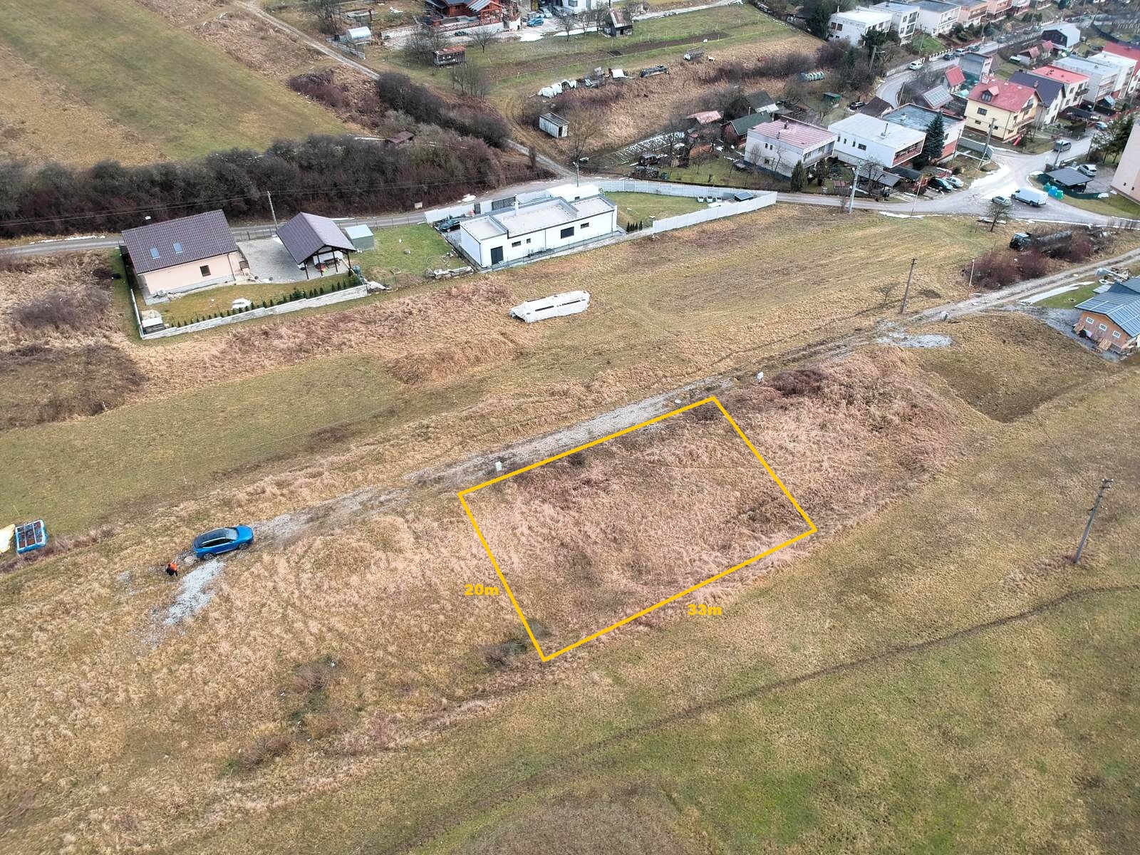 REZERVOVANÝ: Slnečný stavebný pozemok s výhľadom na hrad – Lietava, Žilina